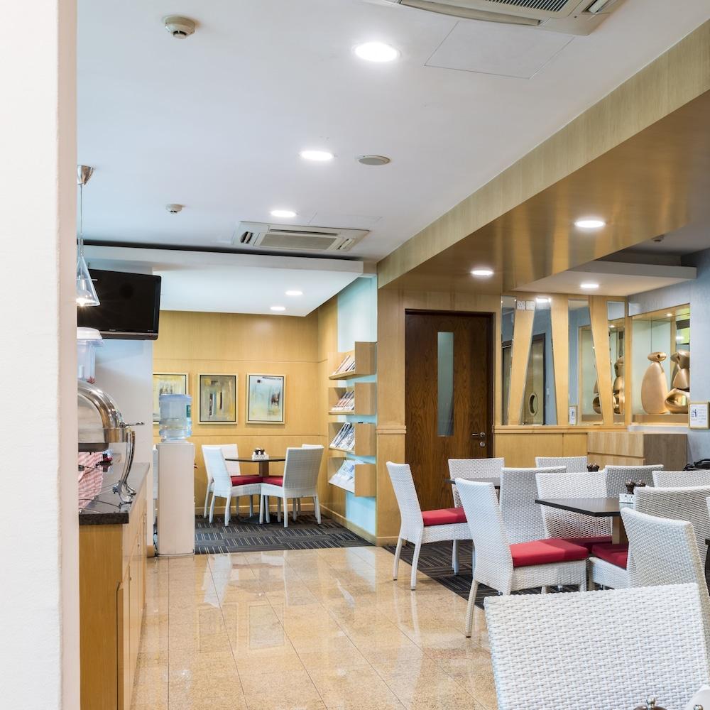 Somerset Bencoolen Singapore Exterior photo