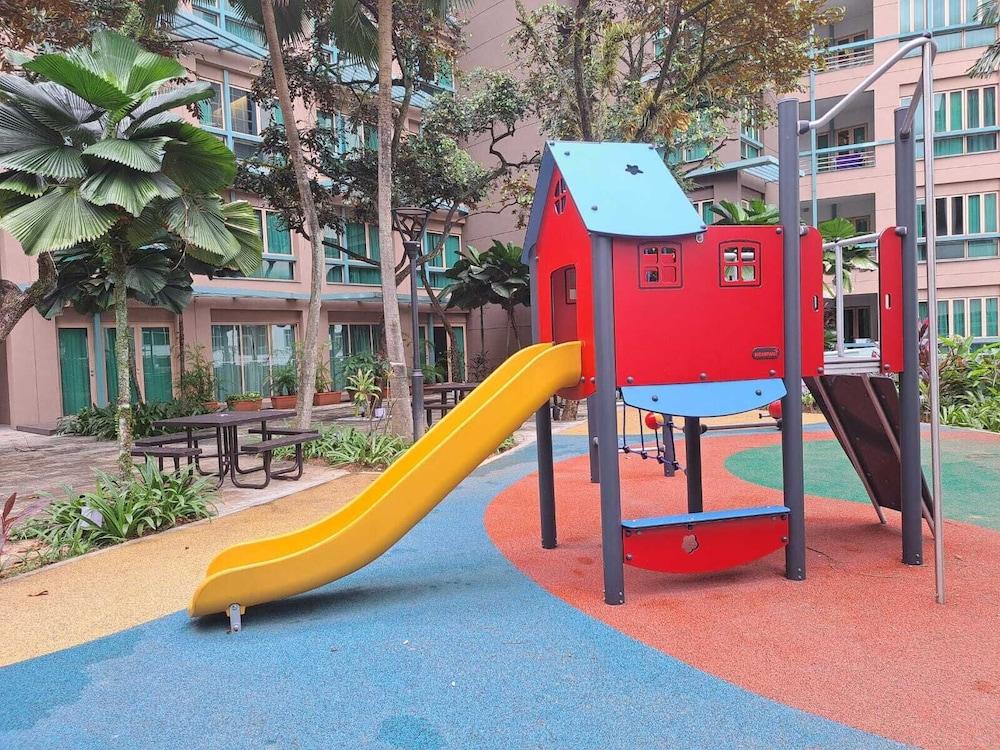 Somerset Bencoolen Singapore Exterior photo